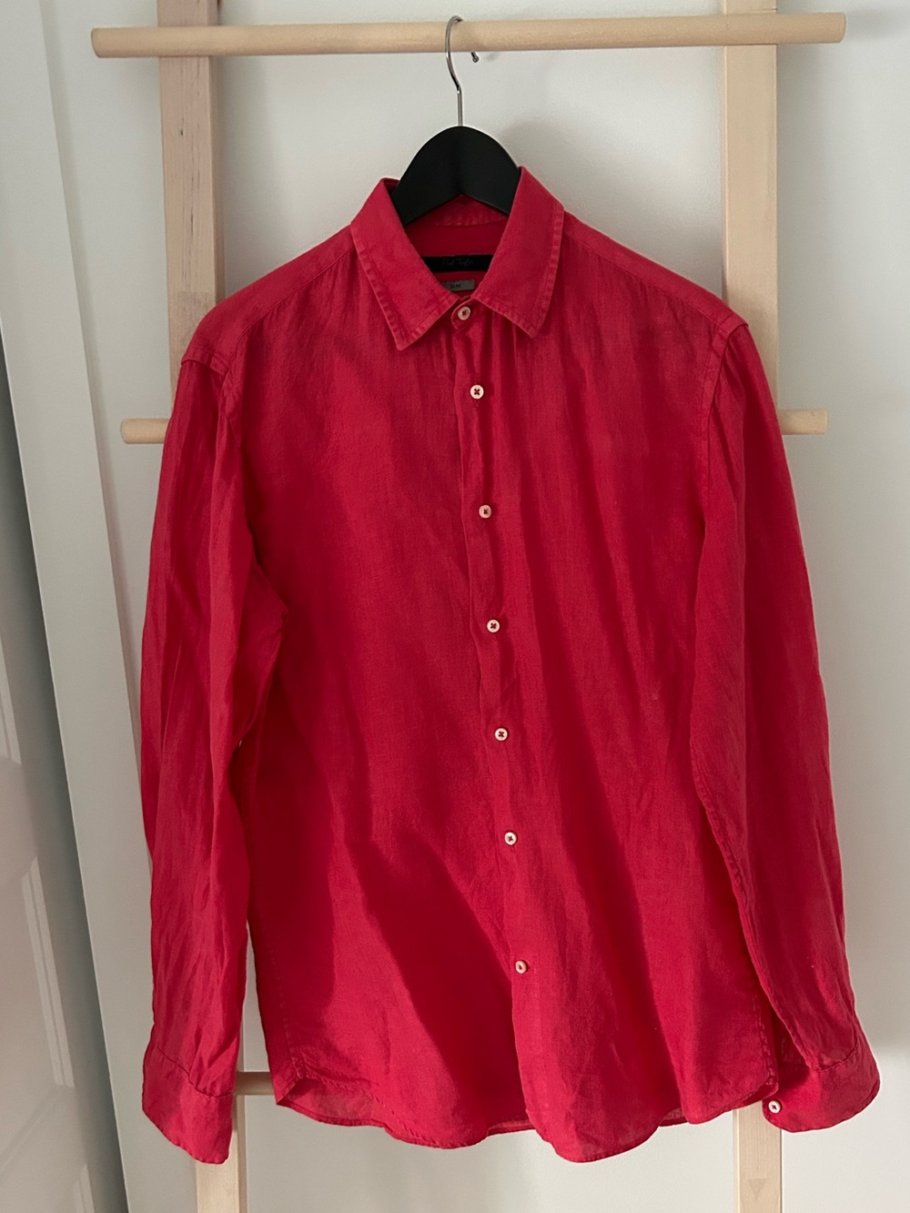 Classic Men's Red Long-Sleeve Dress Shirt